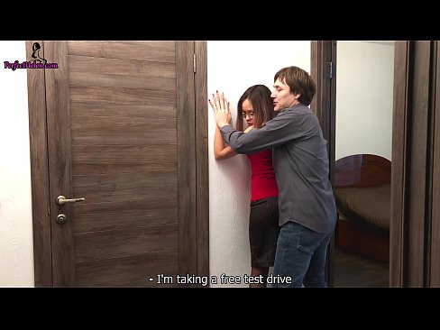 ❤️ Sexy Realtor Sensuly Jerks rẹ obo ati fokii Lakoko ti o n ta iyẹwu Rẹ - Krempai Ohun onihoho didara ☑